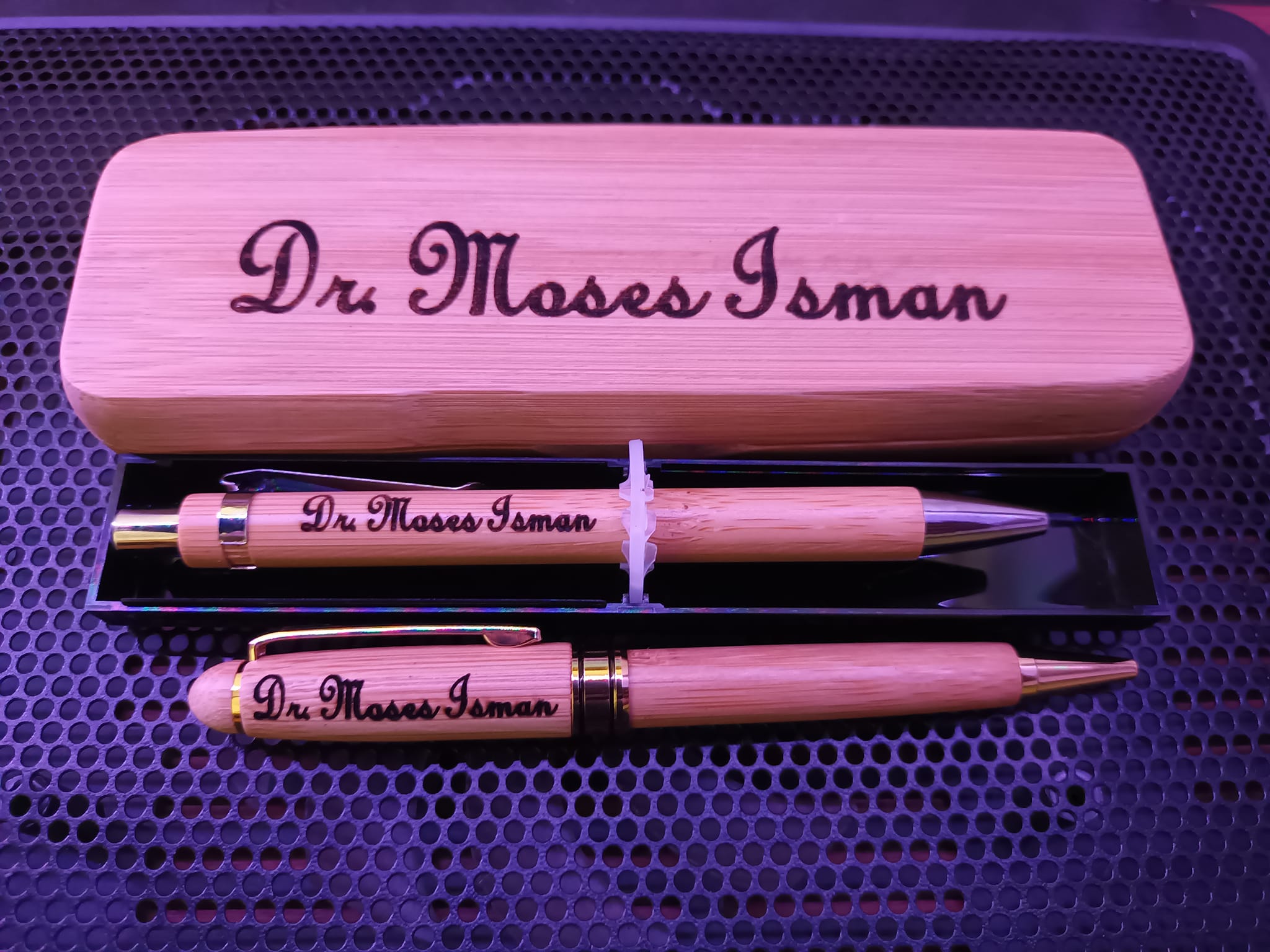 Name engraving picture